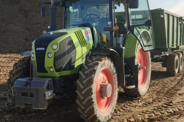 Claas Arion 550